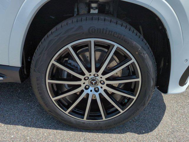 new 2025 Mercedes-Benz GLS 450 car, priced at $105,630