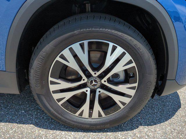 new 2025 Mercedes-Benz GLA 250 car, priced at $48,520
