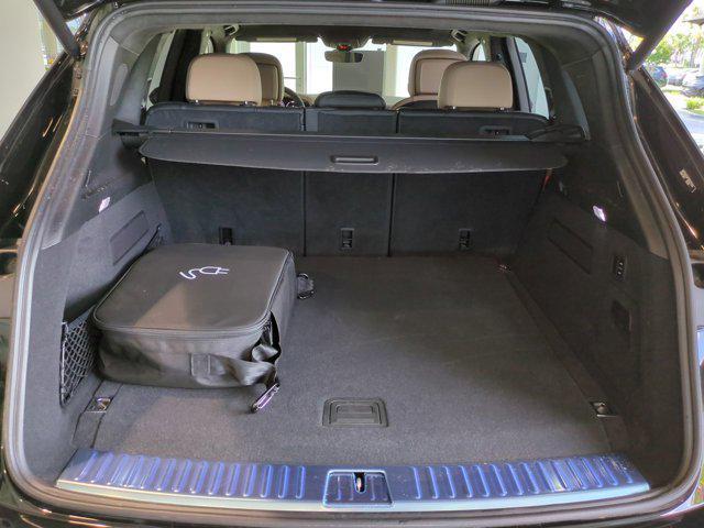 used 2025 Porsche Cayenne E-Hybrid car, priced at $169,489