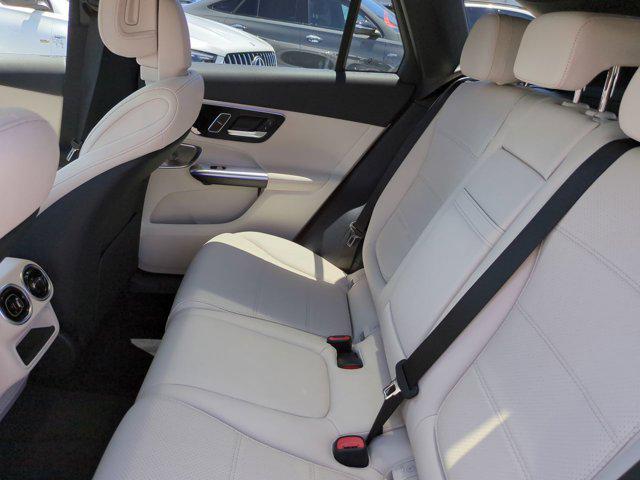 new 2025 Mercedes-Benz GLC 300 car, priced at $56,555