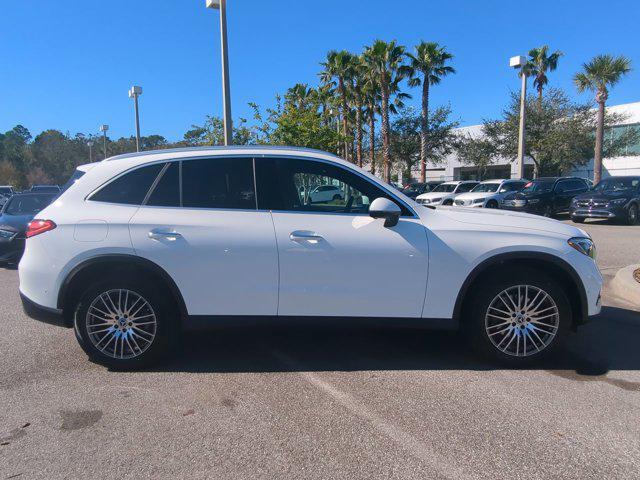 new 2025 Mercedes-Benz GLC 300 car, priced at $51,385