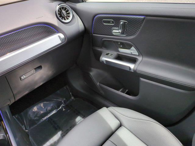 new 2025 Mercedes-Benz GLB 250 car, priced at $49,255