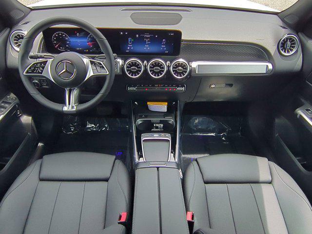 new 2025 Mercedes-Benz GLB 250 car, priced at $49,255