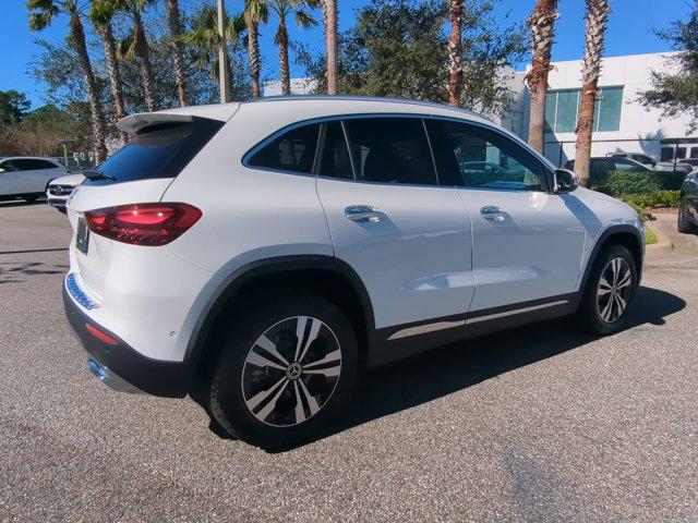 new 2025 Mercedes-Benz GLA 250 car, priced at $45,640