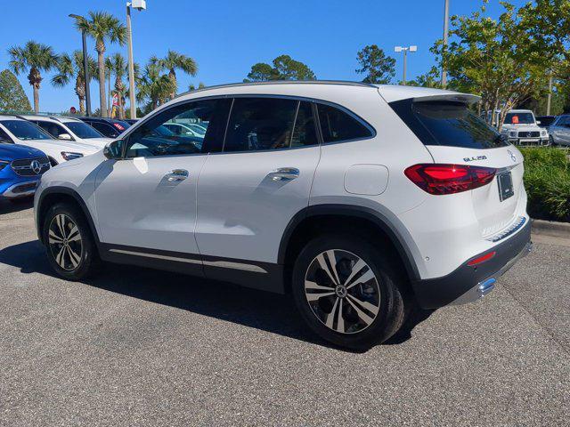 new 2025 Mercedes-Benz GLA 250 car, priced at $45,640