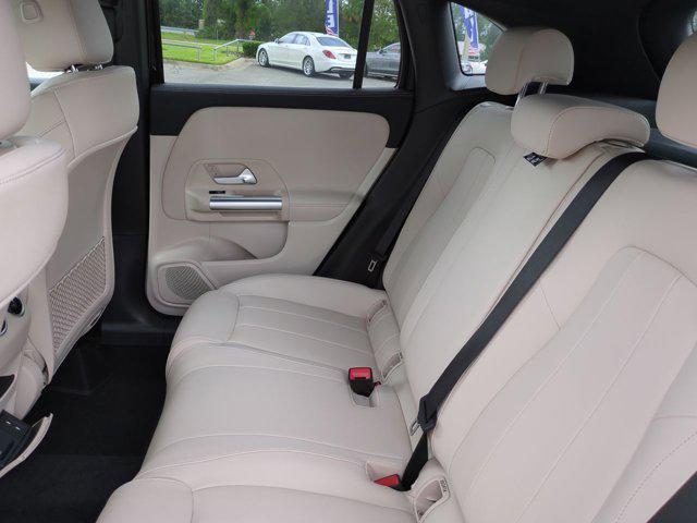 new 2025 Mercedes-Benz GLA 250 car, priced at $45,650