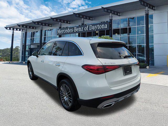 new 2025 Mercedes-Benz GLC 300 car, priced at $53,195