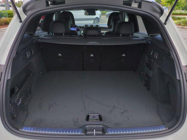 new 2025 Mercedes-Benz GLC 300 car, priced at $53,195