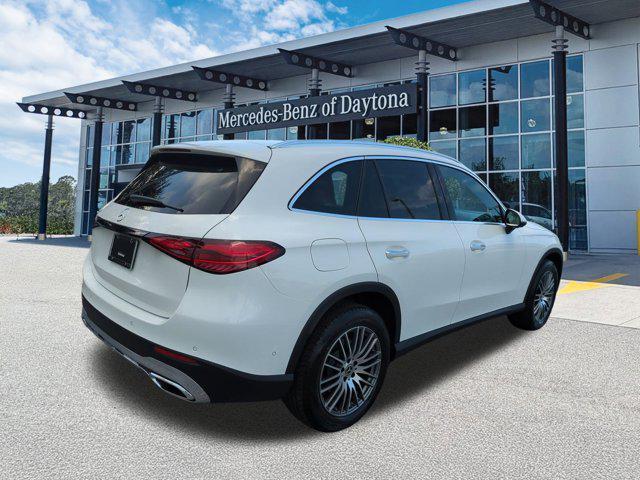 new 2025 Mercedes-Benz GLC 300 car, priced at $53,195