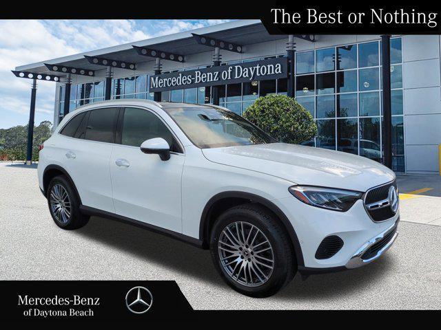 new 2025 Mercedes-Benz GLC 300 car, priced at $53,195