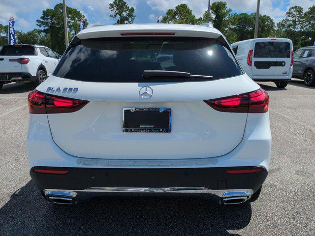 new 2025 Mercedes-Benz GLA 250 car, priced at $47,395