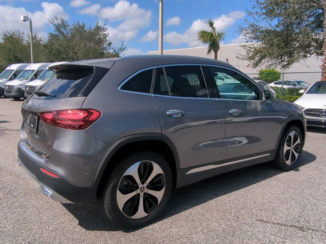 new 2025 Mercedes-Benz GLA 250 car, priced at $50,190