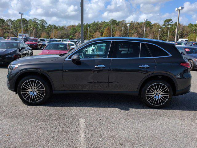 new 2025 Mercedes-Benz GLC 300 car, priced at $59,720