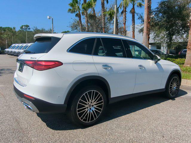 new 2025 Mercedes-Benz GLC 300 car, priced at $62,170