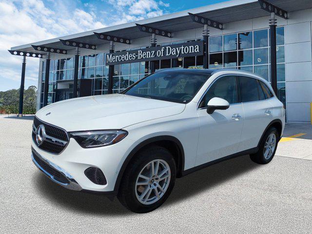 new 2025 Mercedes-Benz GLC 300 car, priced at $56,585