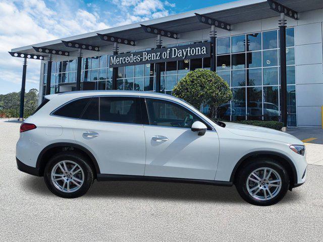 new 2025 Mercedes-Benz GLC 300 car, priced at $56,585