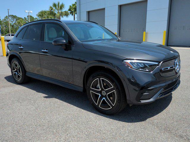 new 2025 Mercedes-Benz GLC 300 car, priced at $62,795