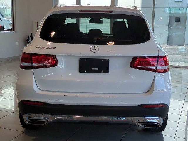 used 2019 Mercedes-Benz GLC 300 car, priced at $26,433