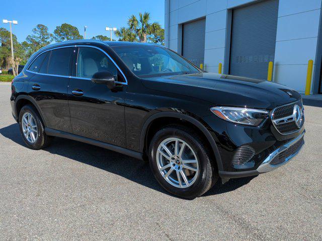 new 2025 Mercedes-Benz GLC 300 car, priced at $56,585