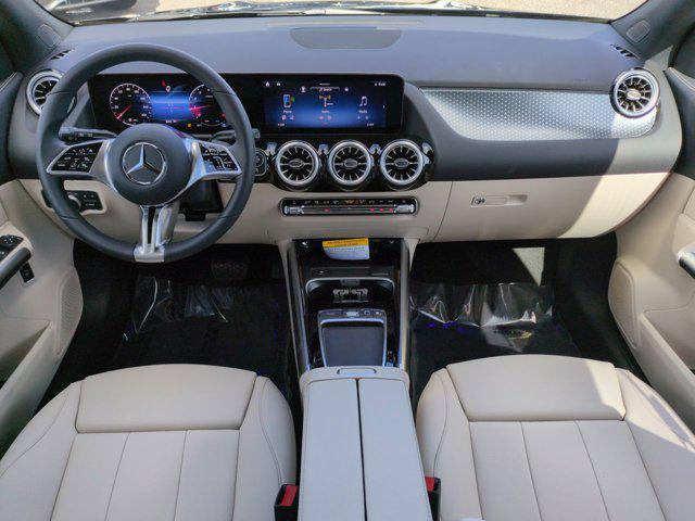 new 2025 Mercedes-Benz GLA 250 car, priced at $45,365