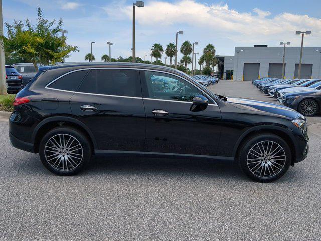 new 2024 Mercedes-Benz GLC 300 car, priced at $59,495