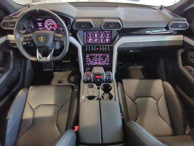used 2019 Lamborghini Urus car, priced at $184,499