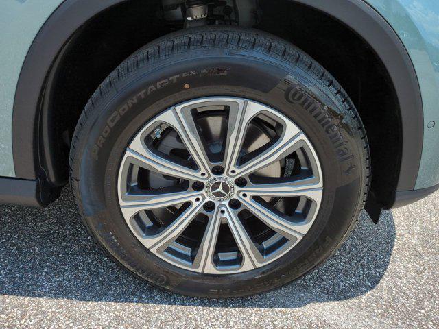 new 2025 Mercedes-Benz GLC 300 car, priced at $55,720