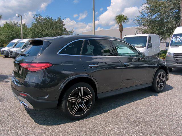 new 2025 Mercedes-Benz GLC 300 car, priced at $60,995