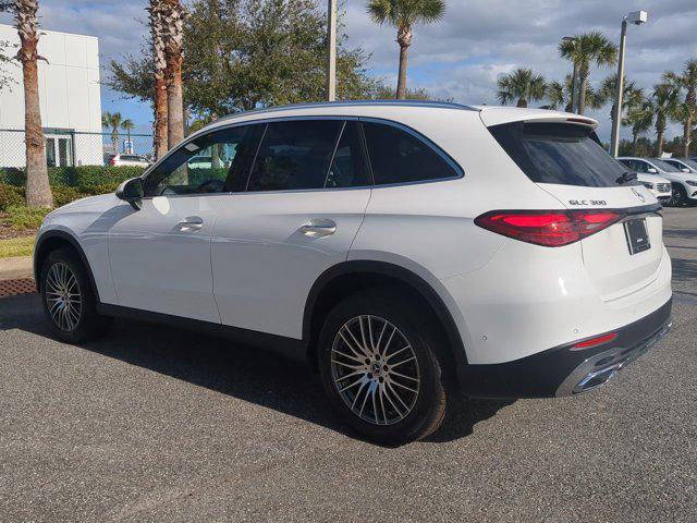 new 2025 Mercedes-Benz GLC 300 car, priced at $51,385