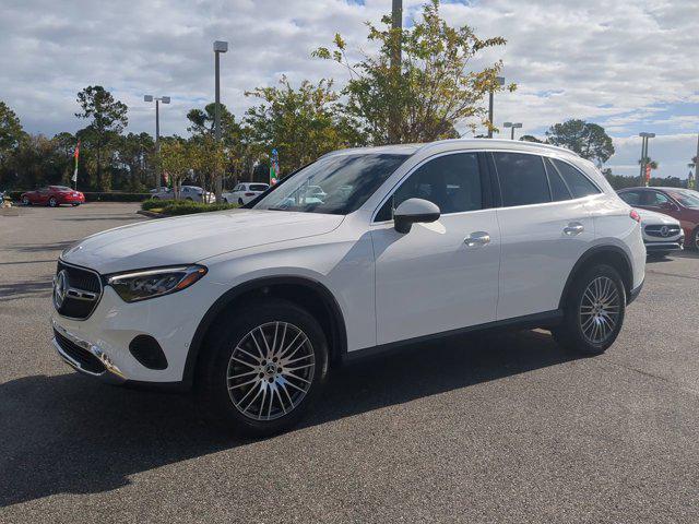 new 2025 Mercedes-Benz GLC 300 car, priced at $51,385