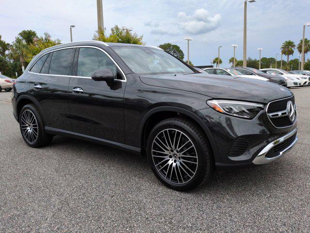 new 2024 Mercedes-Benz GLC 300 car, priced at $60,245