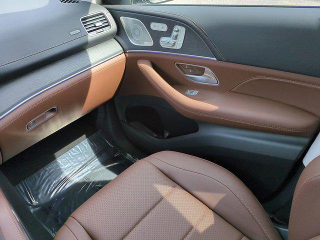 new 2025 Mercedes-Benz GLE 350 car, priced at $77,200
