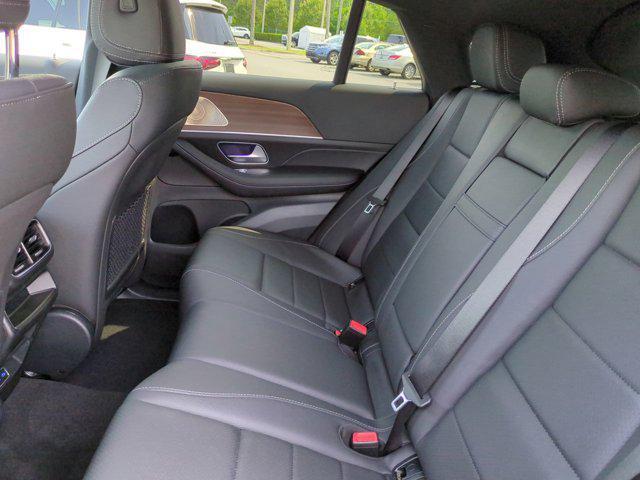 new 2025 Mercedes-Benz GLE 450 car, priced at $80,060
