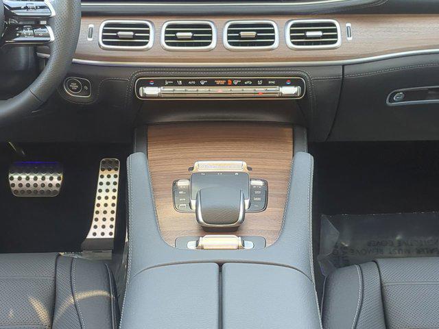 new 2025 Mercedes-Benz GLS 450 car, priced at $101,700