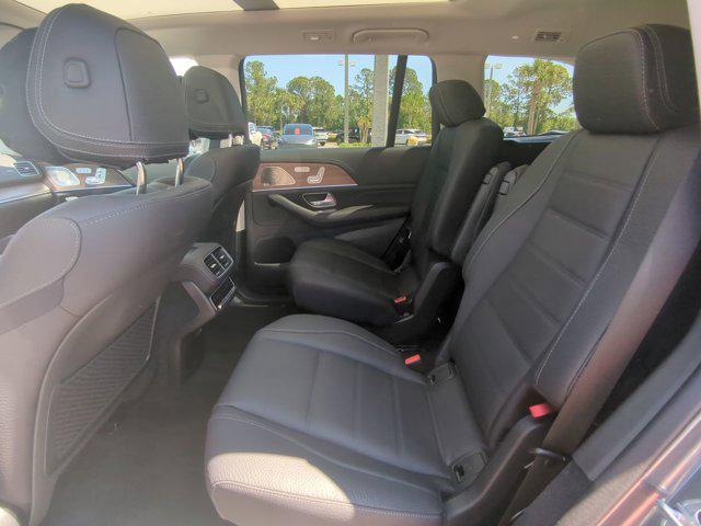 new 2025 Mercedes-Benz GLS 450 car, priced at $101,700