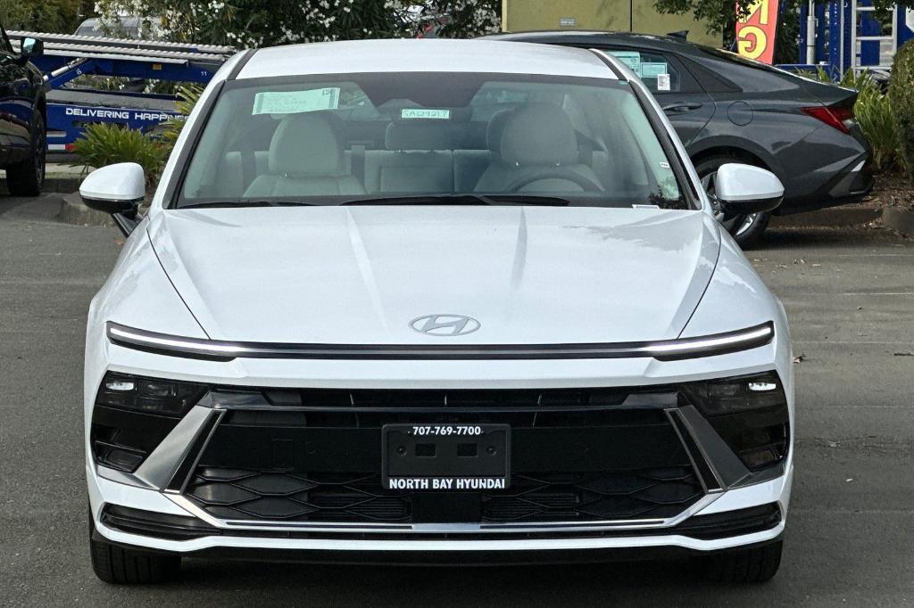 new 2025 Hyundai Sonata Hybrid car, priced at $33,235