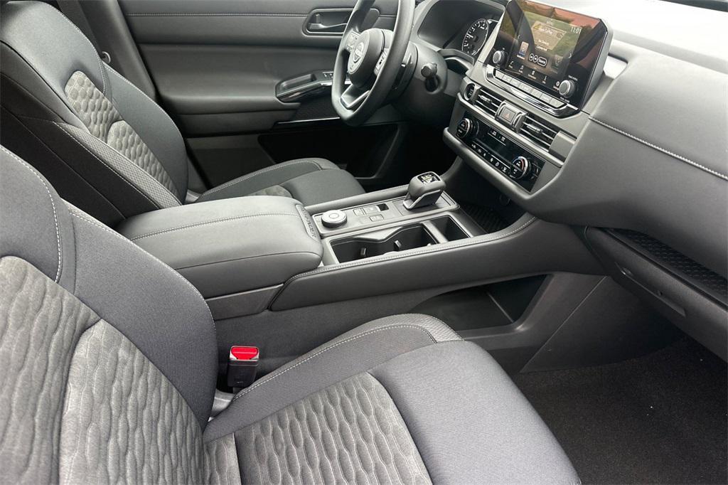 new 2025 Nissan Pathfinder car, priced at $41,030