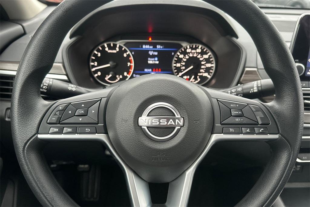 new 2025 Nissan Altima car, priced at $27,683