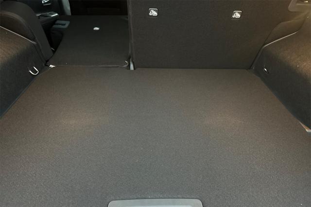 new 2025 Nissan Kicks car, priced at $28,204