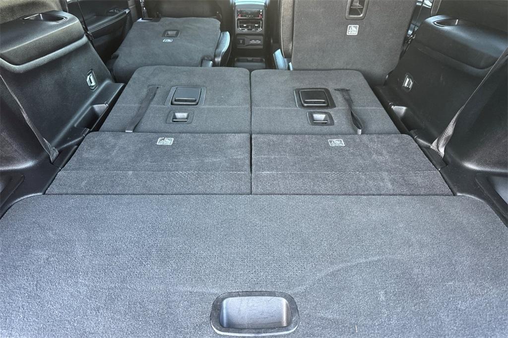 used 2024 Jeep Grand Cherokee L car, priced at $38,990