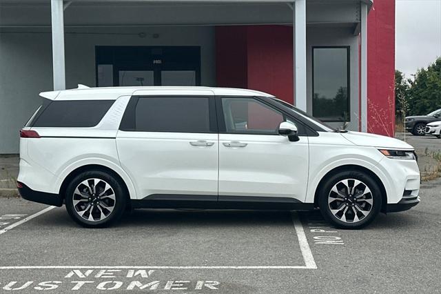 used 2024 Kia Carnival car, priced at $37,990