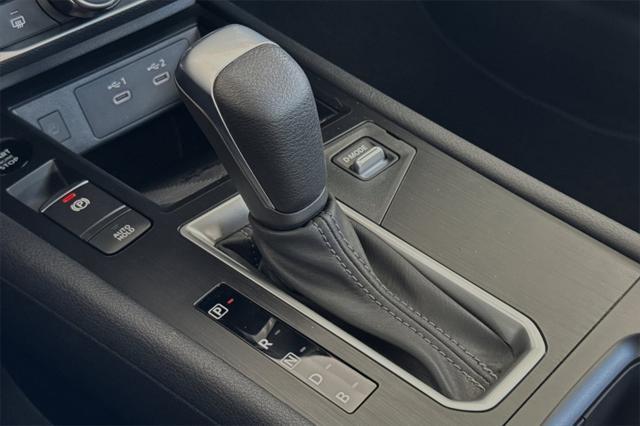 new 2025 Nissan Kicks car