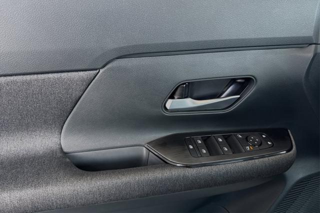 new 2025 Nissan Kicks car