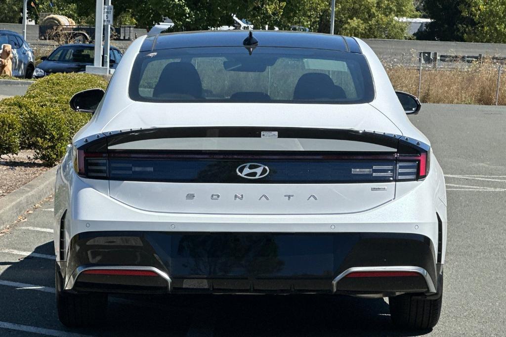 new 2025 Hyundai Sonata Hybrid car, priced at $39,955