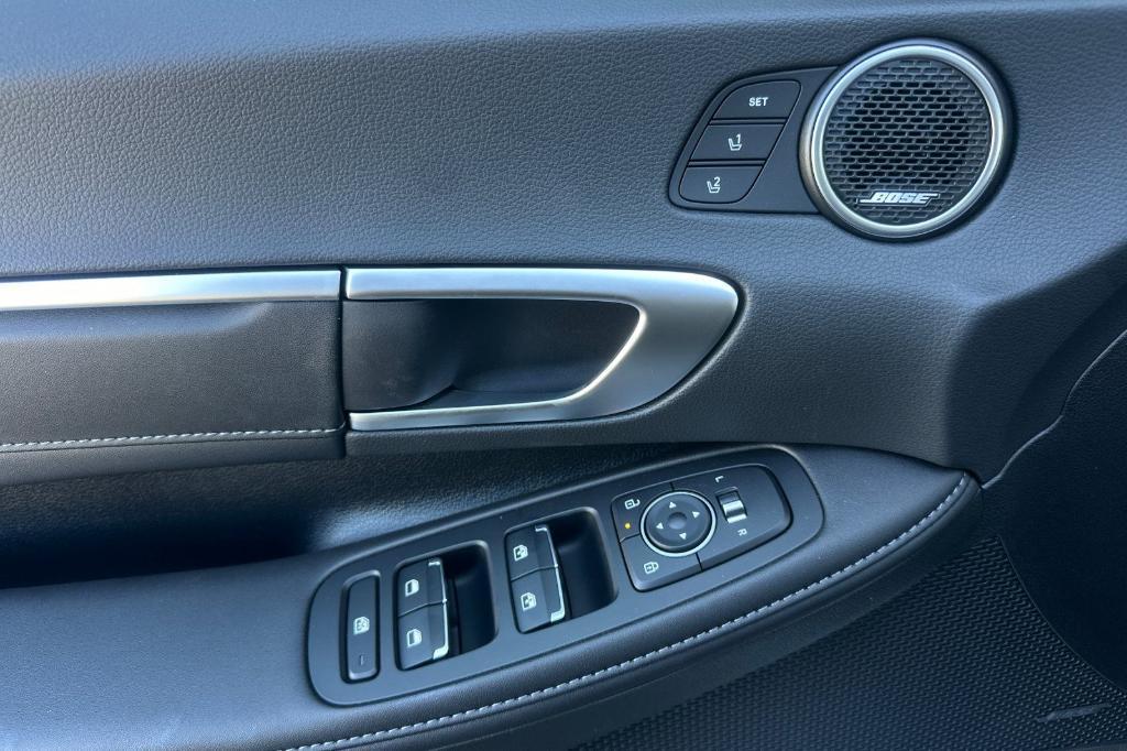 new 2025 Hyundai Sonata Hybrid car, priced at $39,955
