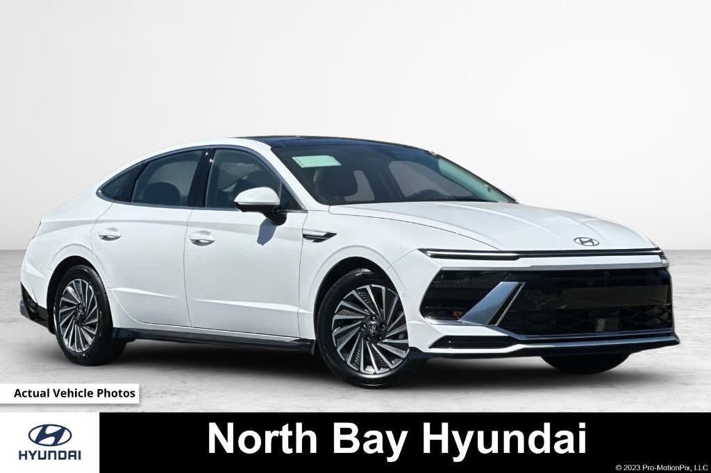 new 2025 Hyundai Sonata Hybrid car, priced at $39,955