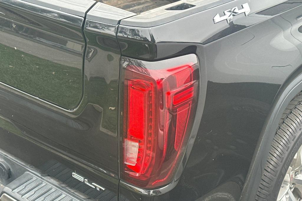 used 2021 GMC Sierra 1500 car, priced at $38,990