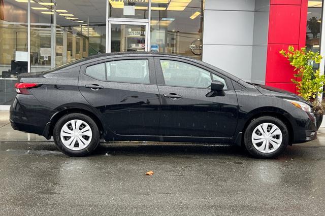 new 2025 Nissan Versa car