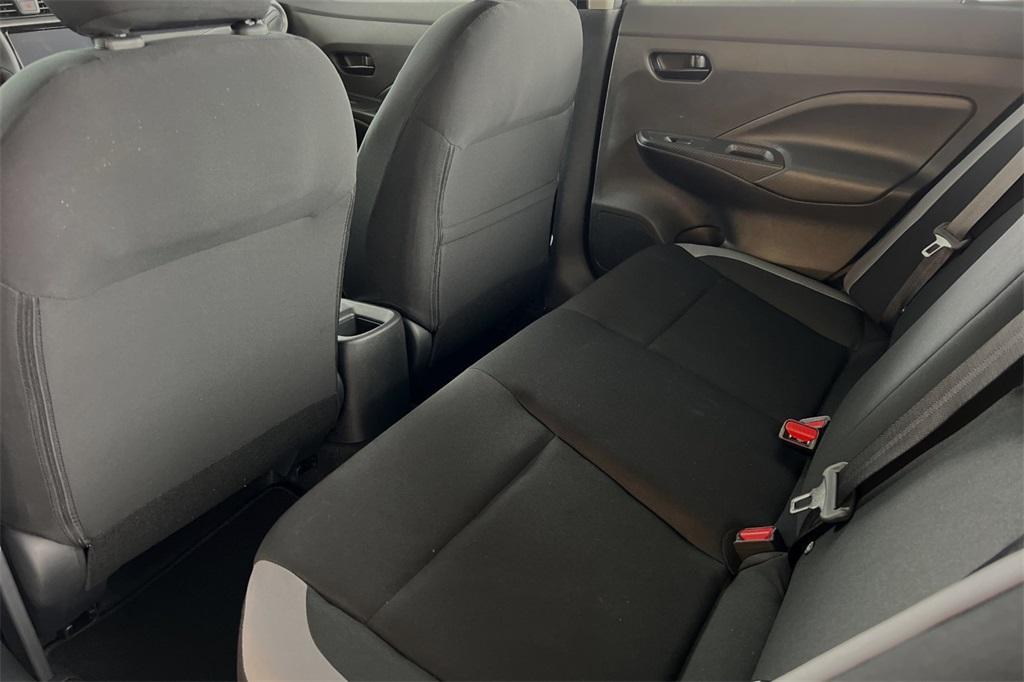 new 2025 Nissan Versa car