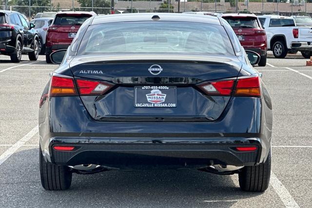 new 2025 Nissan Altima car